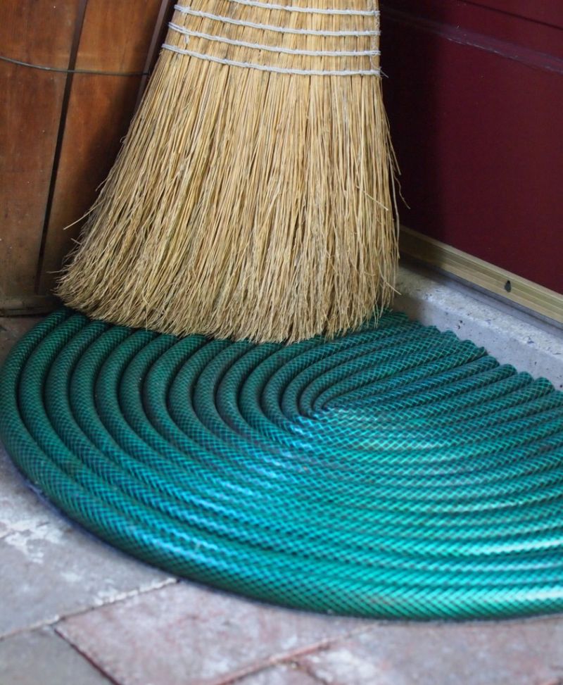 turn your old garden hose into no-slip outdoor mat