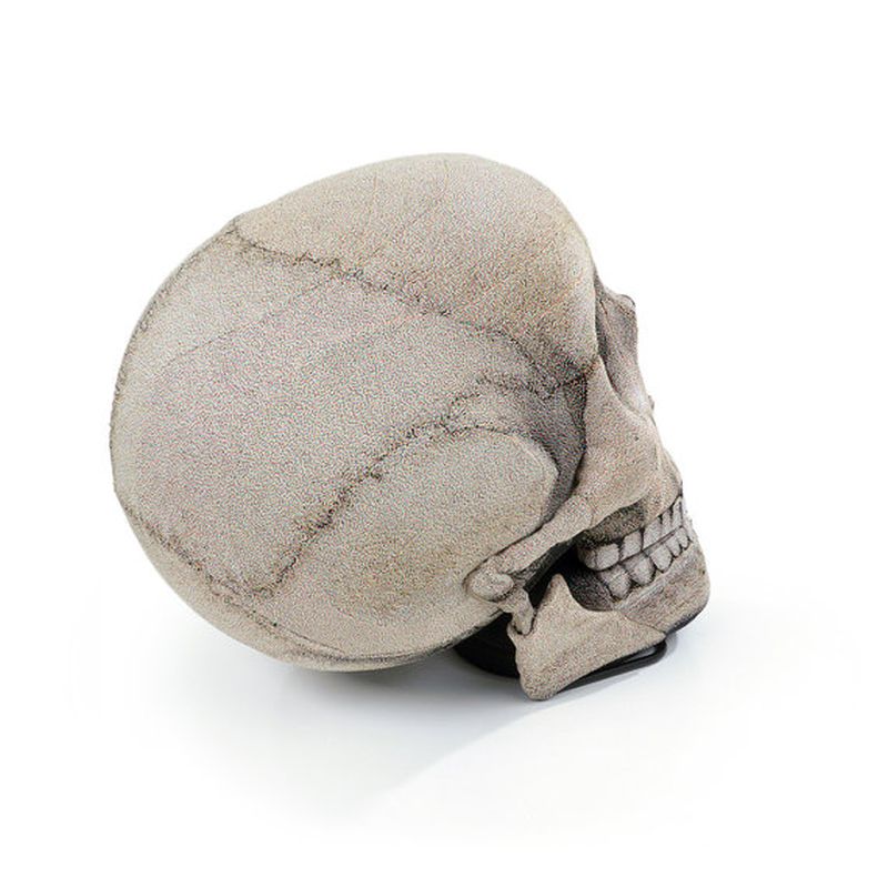 Skull Chair with movable jaw by Chic Sin Design