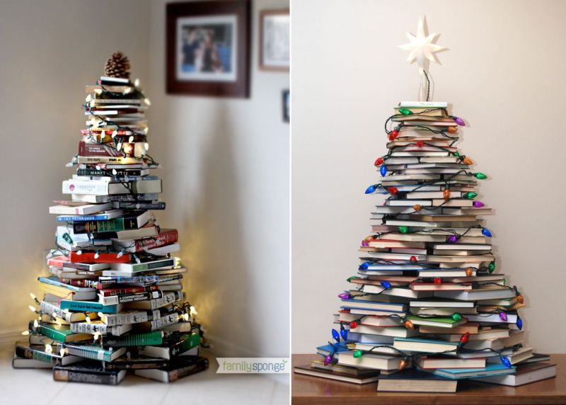 Christmas tree made by books and light strings