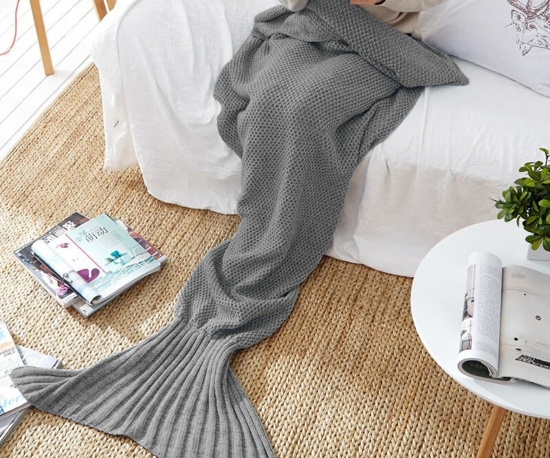 JR.WHITE Mermaid Tail Blanket