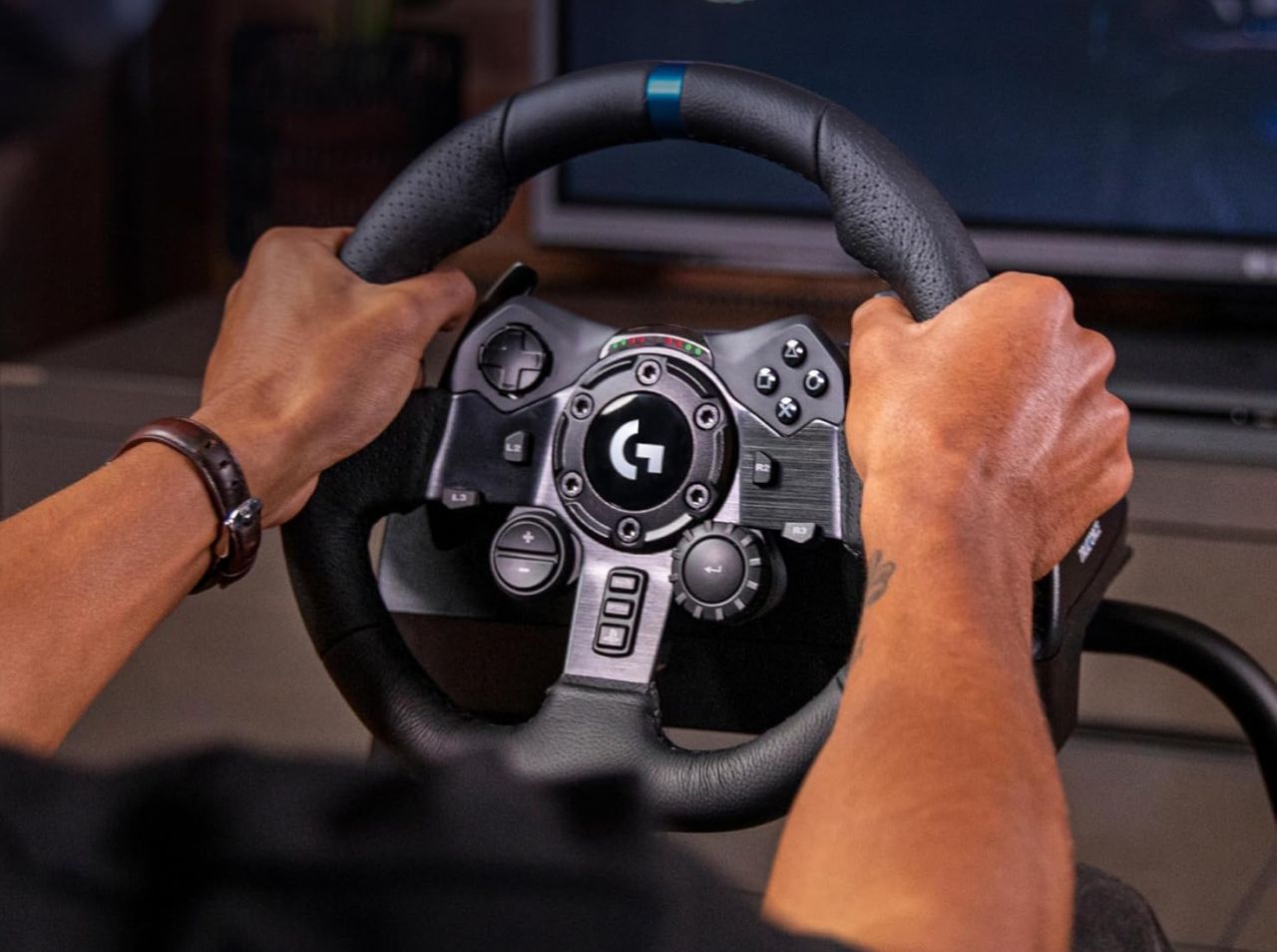 Logitech G923 Racing Wheel and Pedals