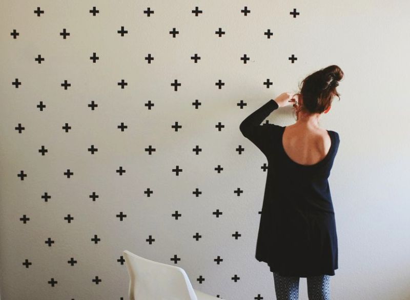 How to decorate walls without pictures