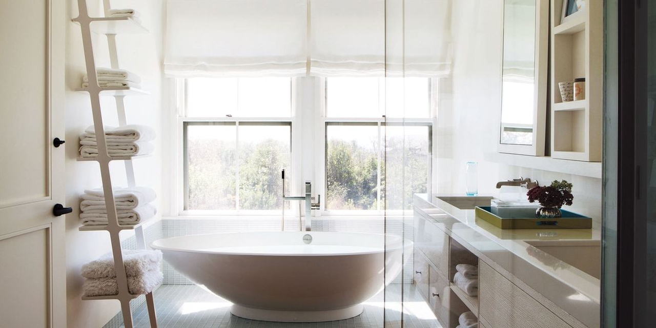 15 Elegant Bathroom Décor Ideas to Improve Appeal and Function