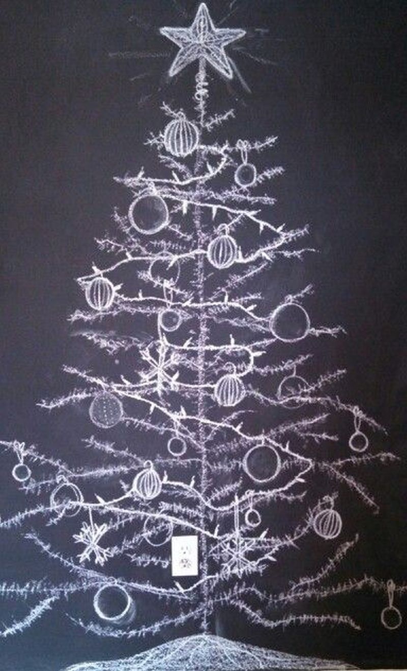 simple Chalkboard Christmas Tree