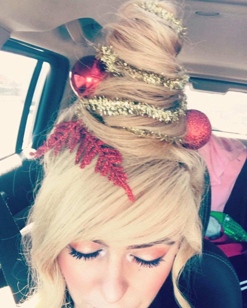 Christmas tree hair