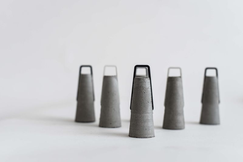 Daniel Skoták's Fortify Concrete Chess Set is Perfect for Minimalists