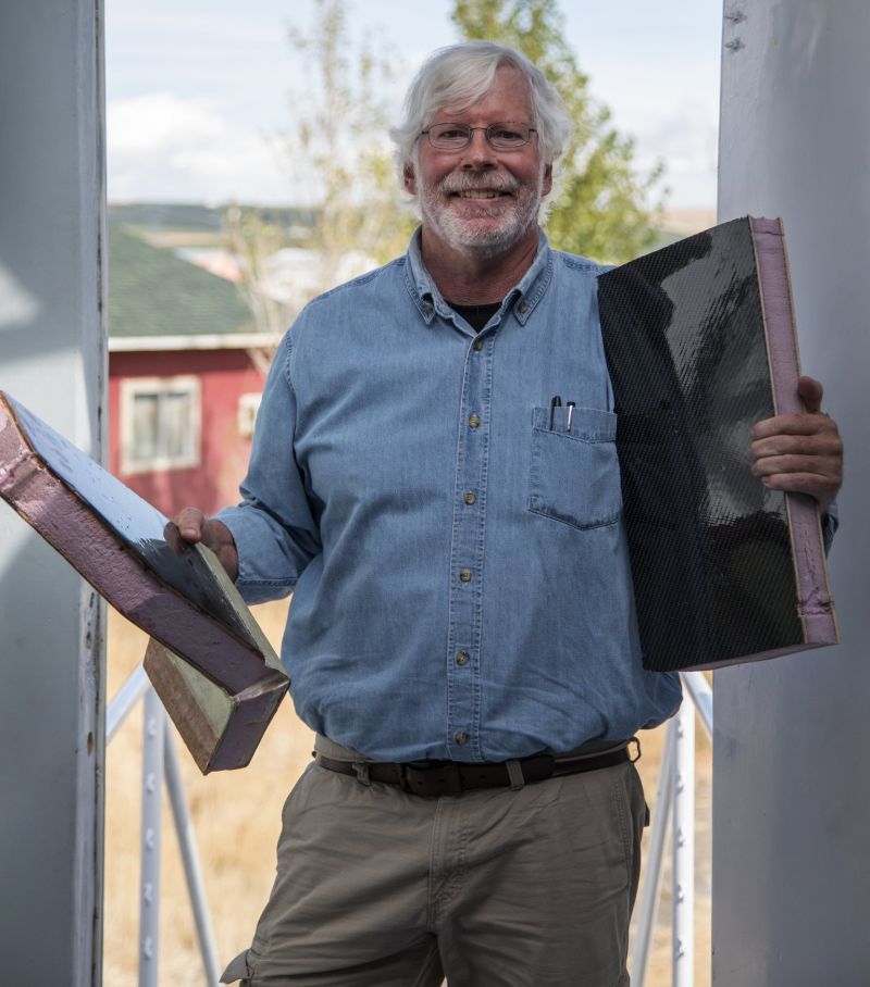 Kurt Hughes’ Lunar Lander tiny home looks like an Apollo replica