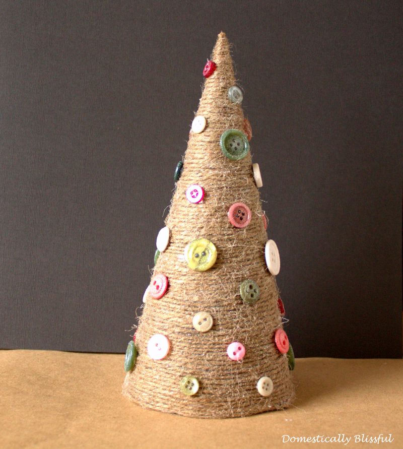 Twine and buttons into Christmas Tree