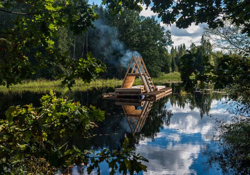 floating sauna