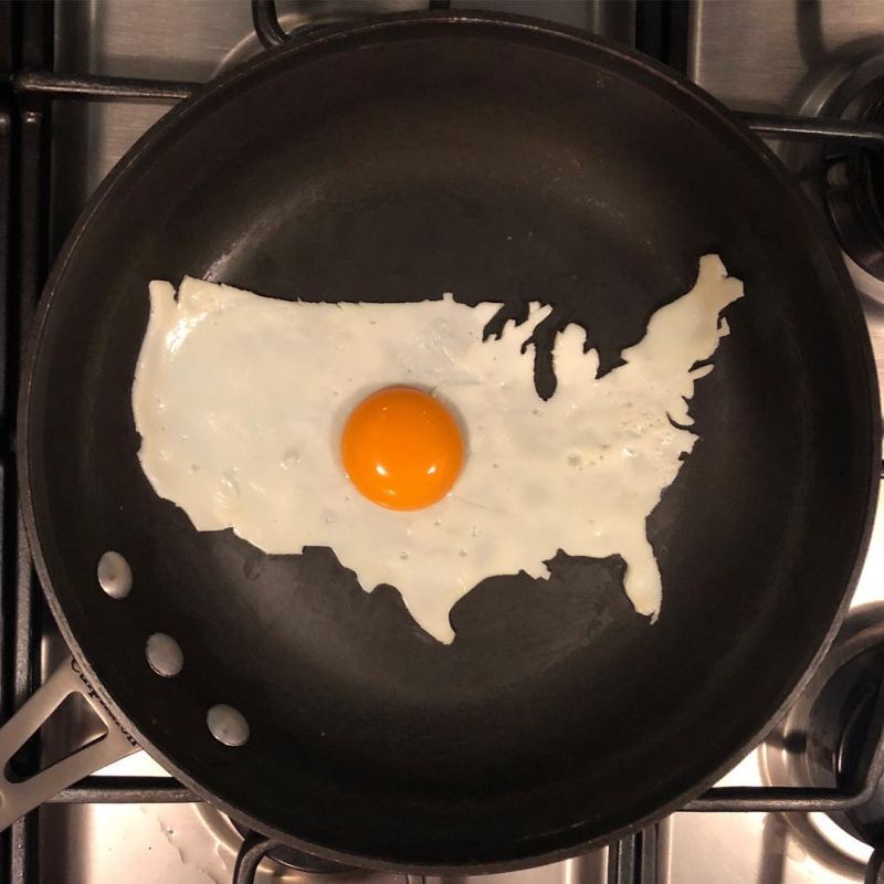 fried egg arts by Michele Baldini 