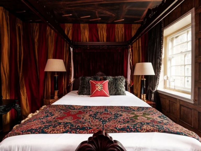 Relive the Magic of Hogwarts with Harry PotterThemed Luxury Apartment