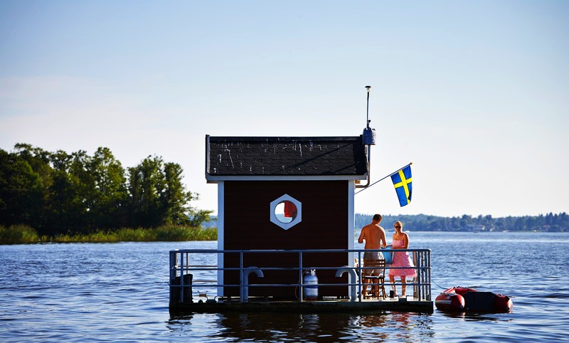 best underwater hotel rooms in the world 