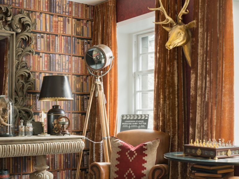Relive the Magic of Hogwarts with Harry PotterThemed Luxury Apartment(02)