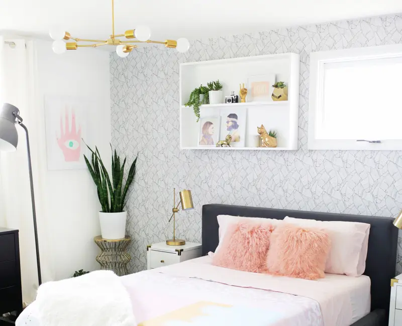 DIY bedroom makeover ideas - splash of new paint - accent wall