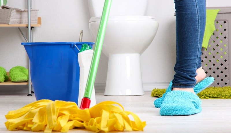 keep bathroom clean