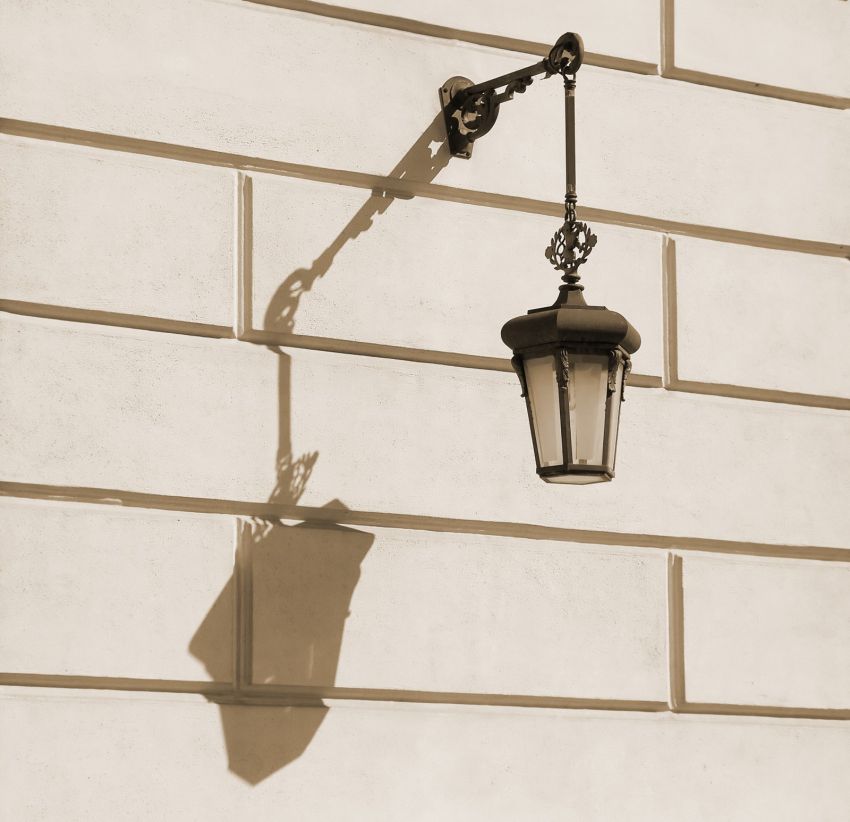Things to Consider When Choosing Outdoor Lighting