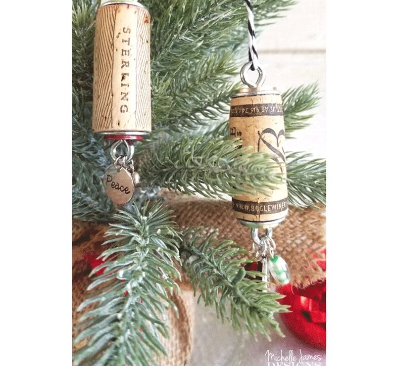 Homemade Christmas Tree Ornaments You can DIY This Year