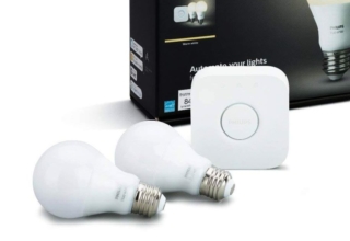 Philips Hue White LED Smart Bulb Starter Kit