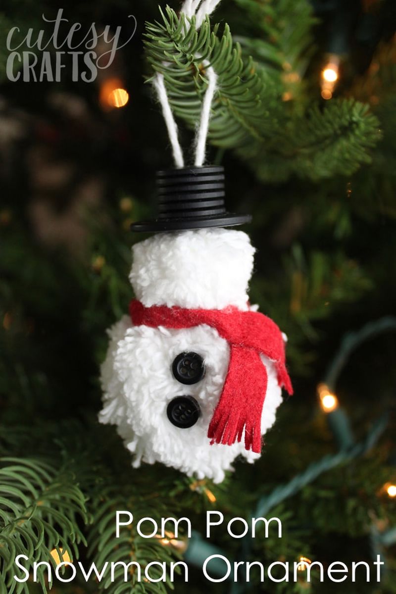 Yarn snowman DIY Christmas tree ornament