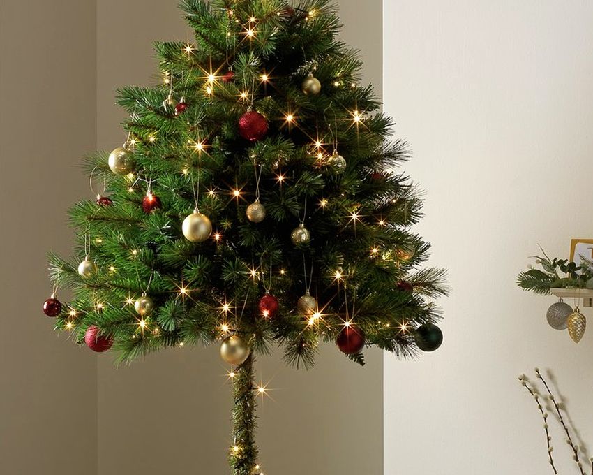 Half Christmas Tree is a Good Idea Your Cat's Going to Hate