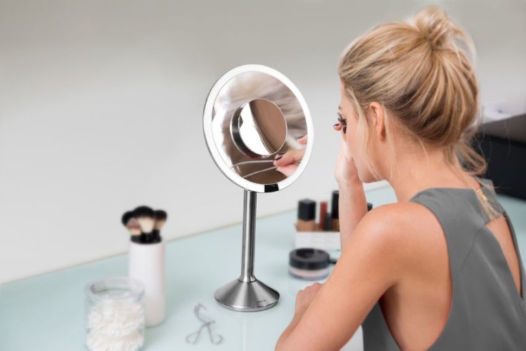 Simplehuman Vanity Mirrors with Builtin Google Assistant at CES 2019