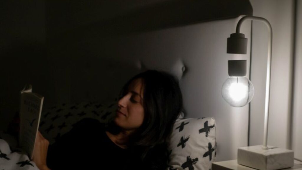 Levia Levitating Table Lamp by Idea3Di Integrates Anti-Fall System and Energy Efficiency Minimalistic Table lamp has white and black colors