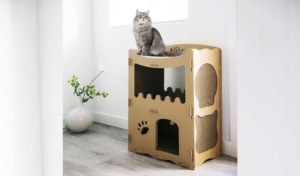 Petique’s Cat Penthouse with Multiple Scratch Pads and Lounging Roof