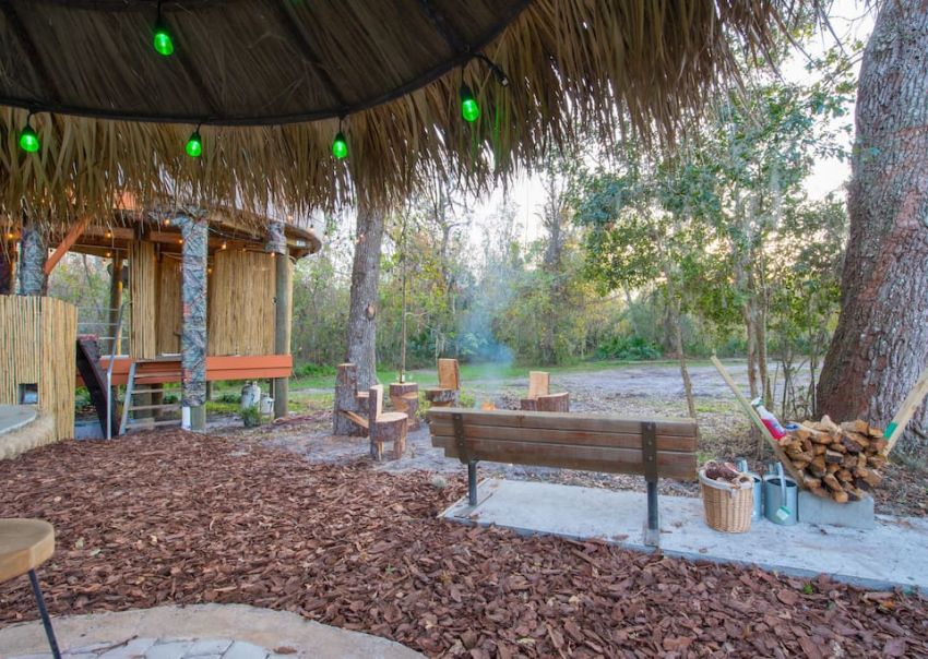 Danville Treehouse Features Hot Tub Made From a Jet Engine