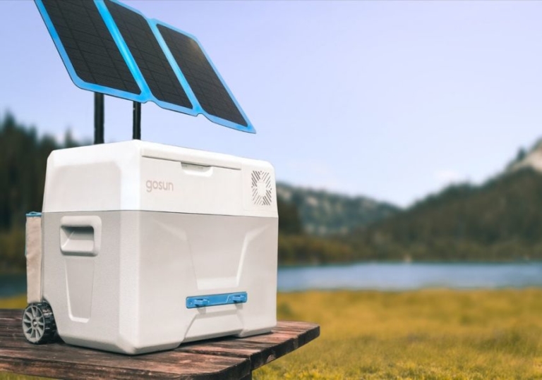 GoSun Chill Solar-Powered Cooler Doesn't Require Ice to Keep Beer Cool