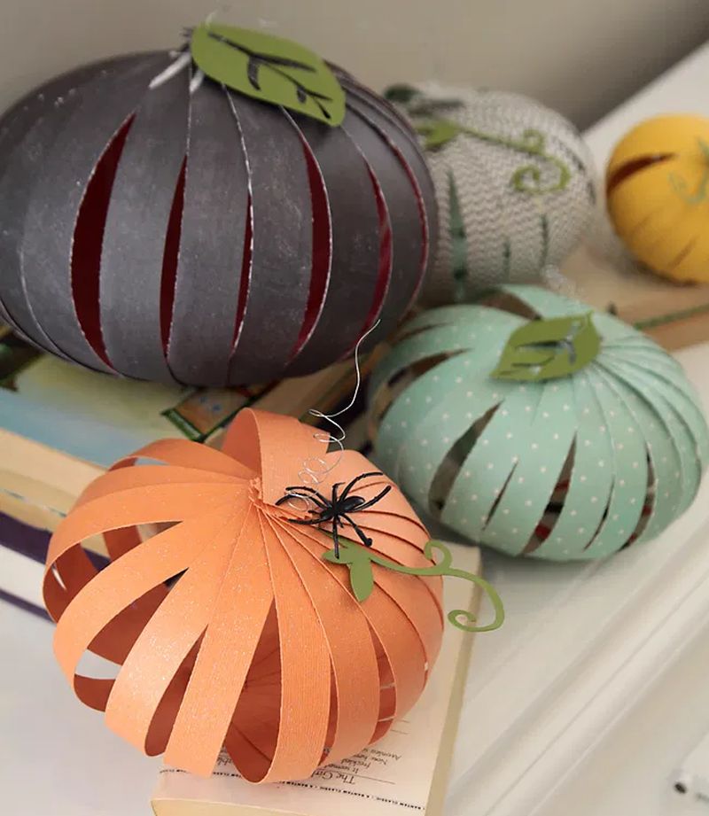 Paper pumpkin craft