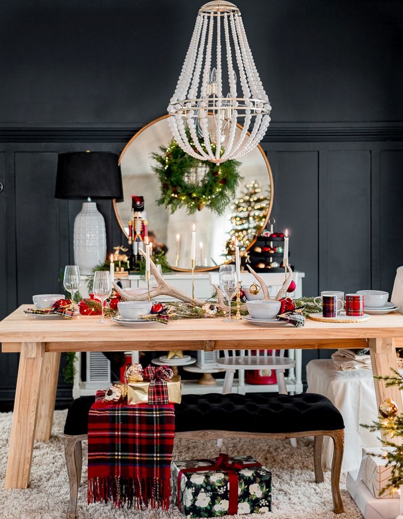60+ Festive Dining Table Decoration Ideas for Christmas