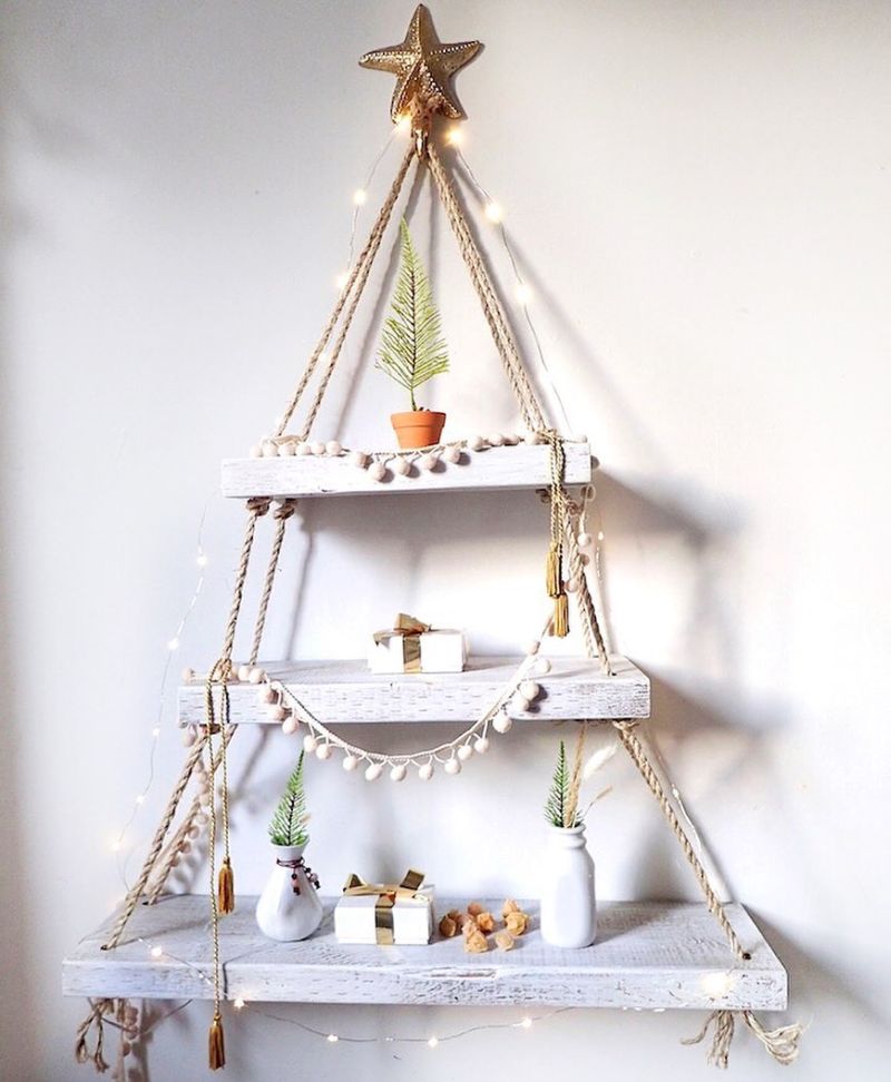 DIY Christmas tree from wood