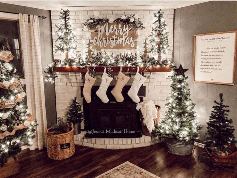 15+ Amazing Christmas Fireplace Mantel Decoration Ideas