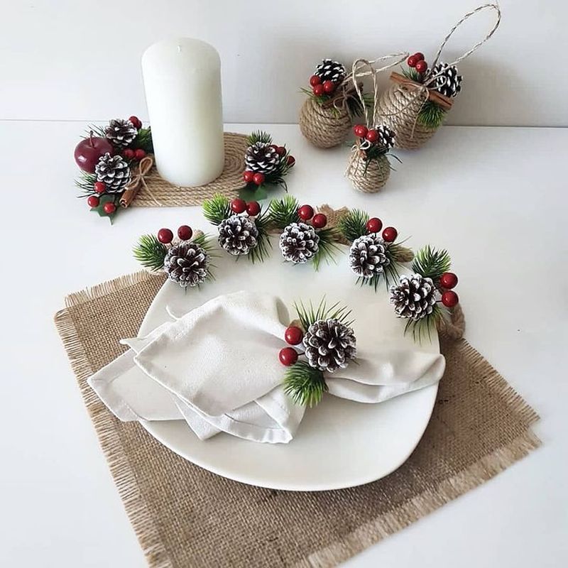 painted pine cones and burlap for Christmas Tablescape 