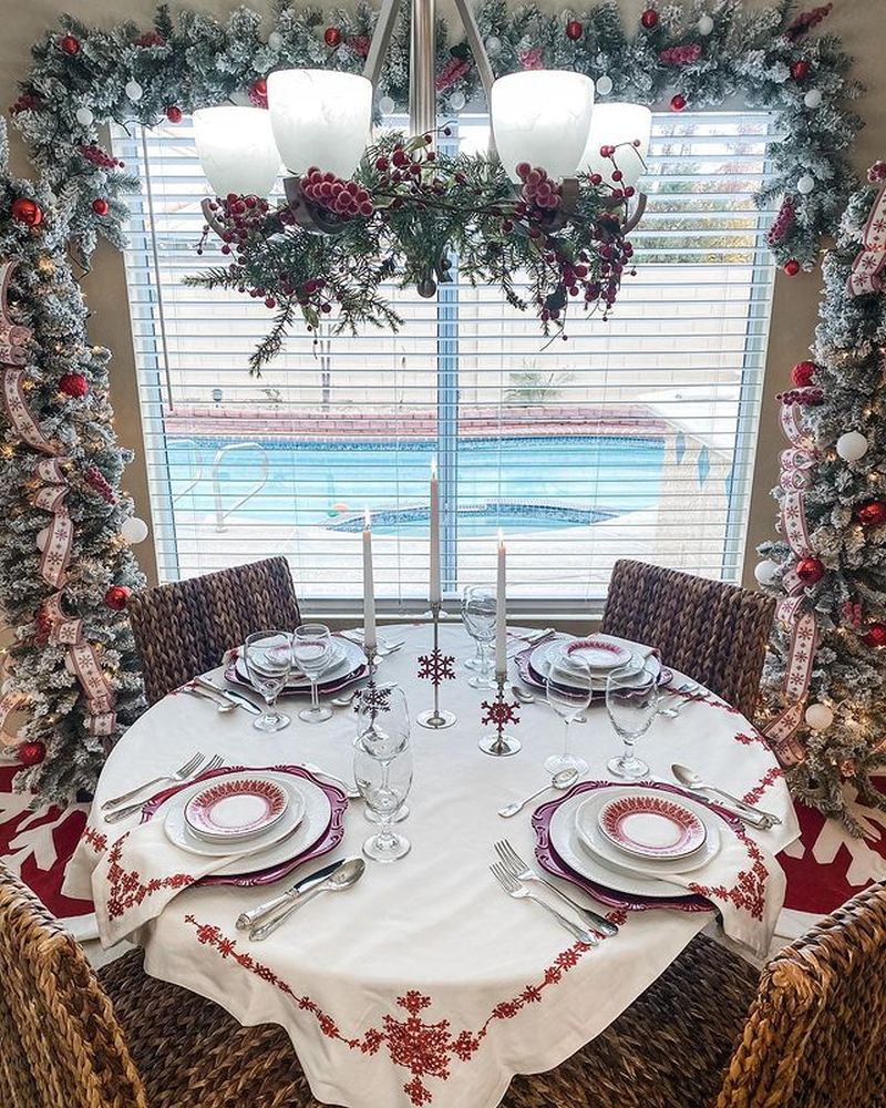 Christmas Tablescape with patterned crockery 