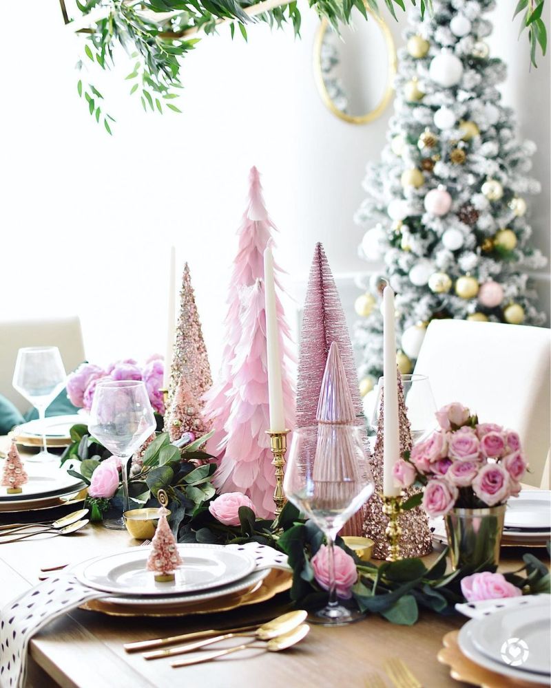 Christmas Tablescape in purple with flowers and candles 