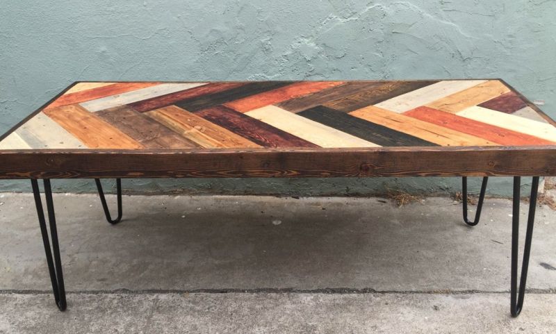 Reclaimed Pallet Wood Table