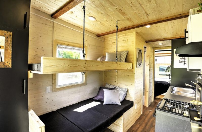 Experience Outdoors Up-Close with Mobile Houses by Free Chalets 