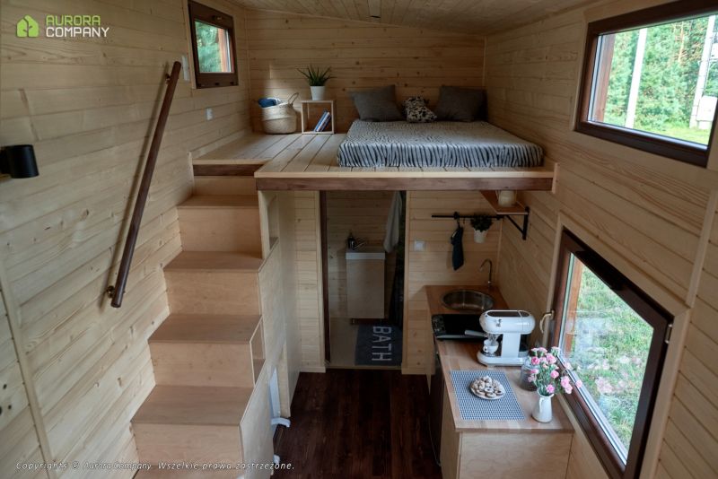 Poland-Based Aurora Company Offers All-Season Tiny Houses 