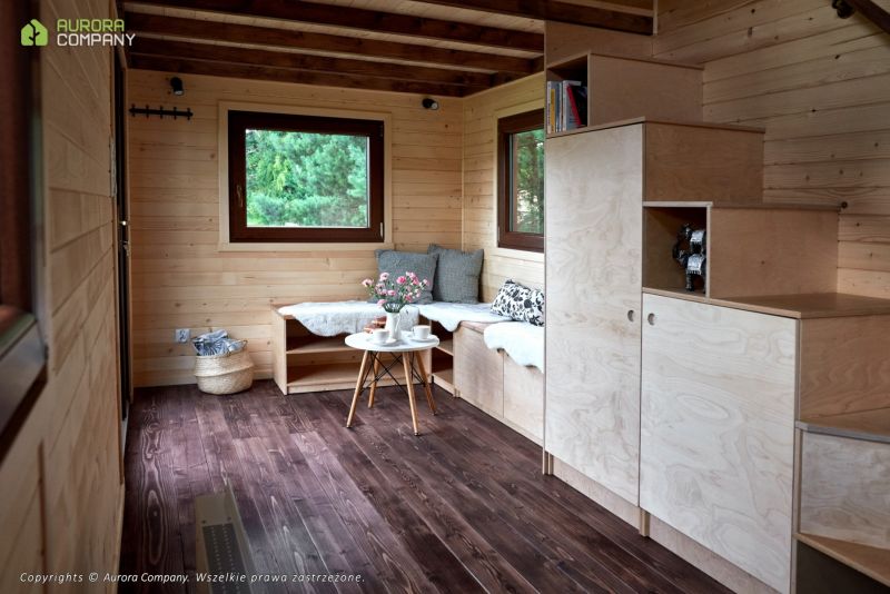 Poland-Based Aurora Company Offers All-Season Tiny Houses 