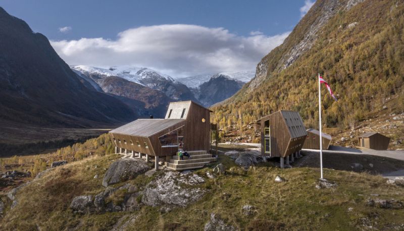 Snøhetta-Designed Tungestølen Wooden Cabins Opens for Tourists 