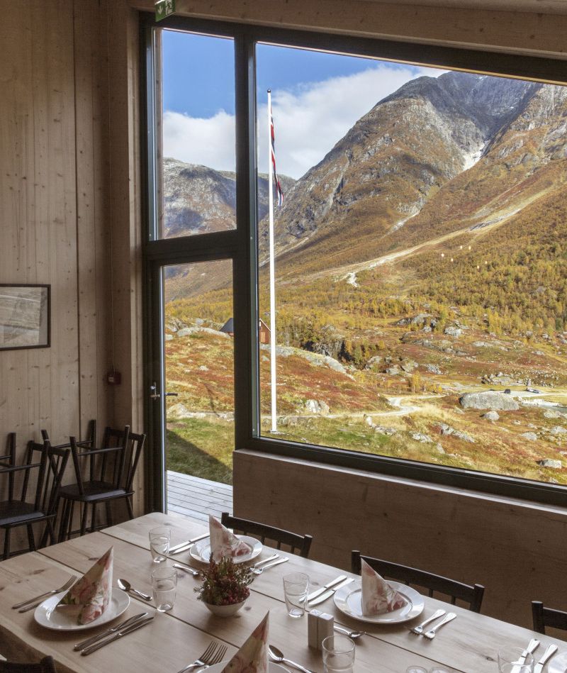 Snøhetta-Designed Tungestølen Wooden Cabins Opens for Tourists