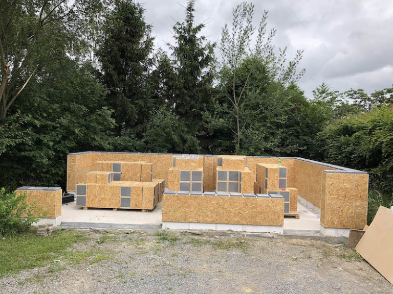 styrofoam block homes