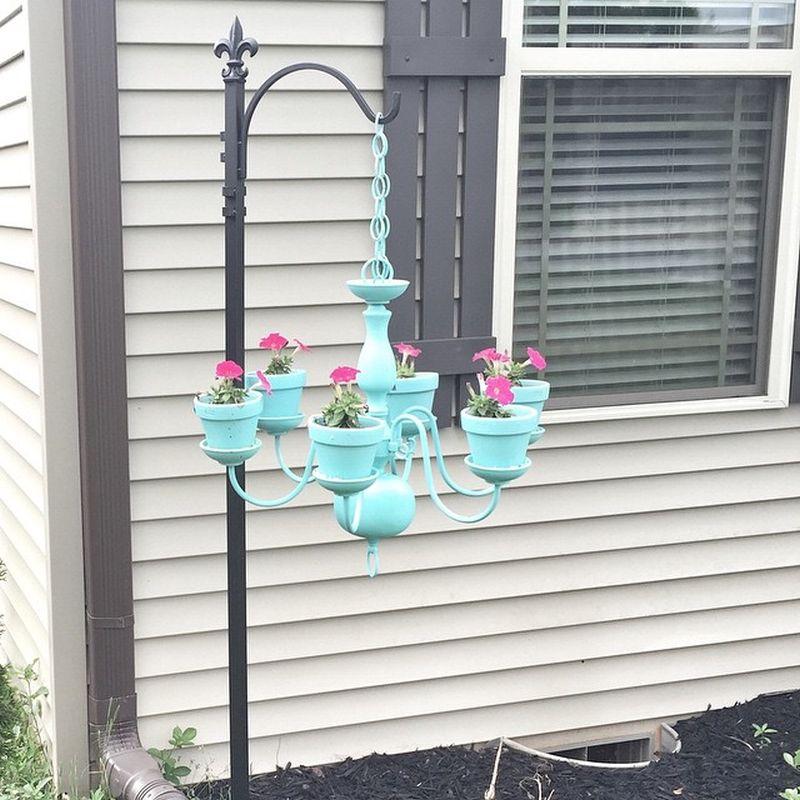 Repurposing Old Chandeliers into Planters is Pretty Cool Idea