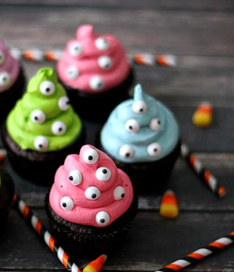 cute Monster Cupcakes FOR hALLOWEEN 