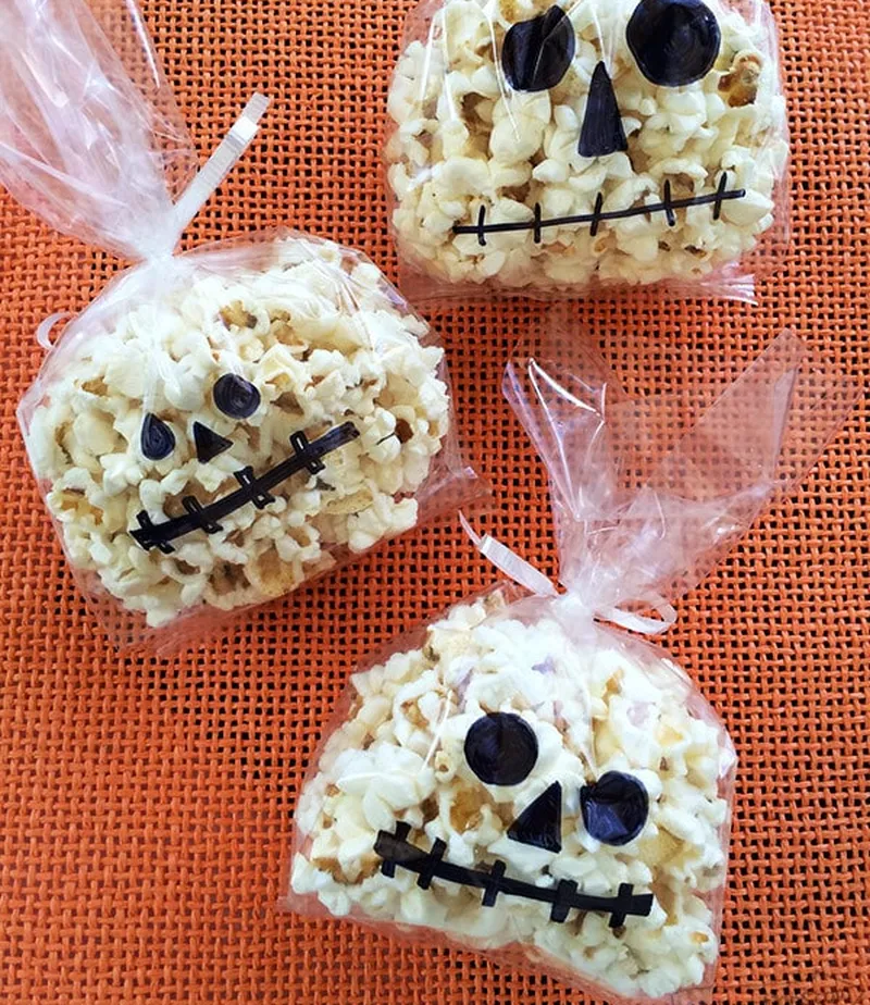 Spooky Face Popcorn Easy Kid-Friendly Halloween Treat 