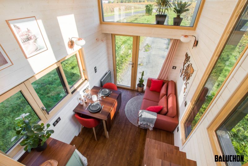 Baluchon Builds Tiny house Ala Köl for Nina and Guillaume