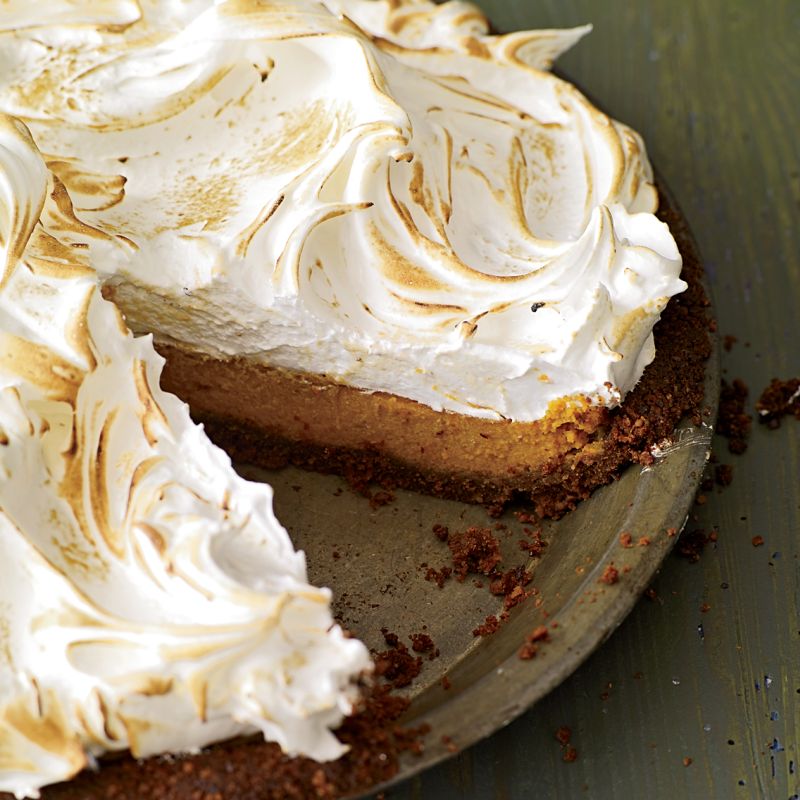 Sweet Potato Meringue Thanksgiving Pie 