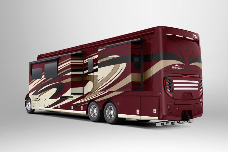 Newmar’s 2021 Supreme Aire Motorhome is Designed for Luxury Living on Road 