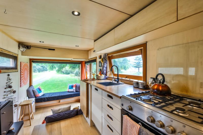 Woman Custom Builds Off-Grid Tiny House Truck to Explore New Zealand 